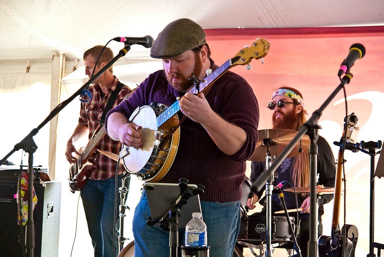 John and Joe Connors, Connor Boden of the Connors Brothers Band at ODAS Park