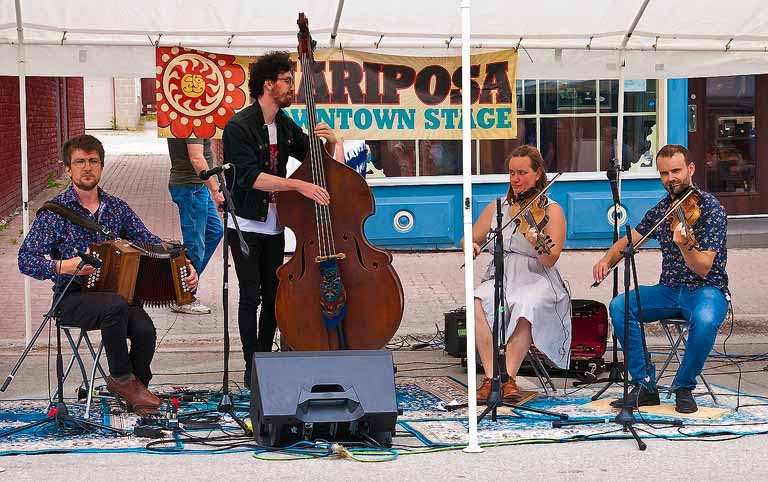Vinta Performing Downtown