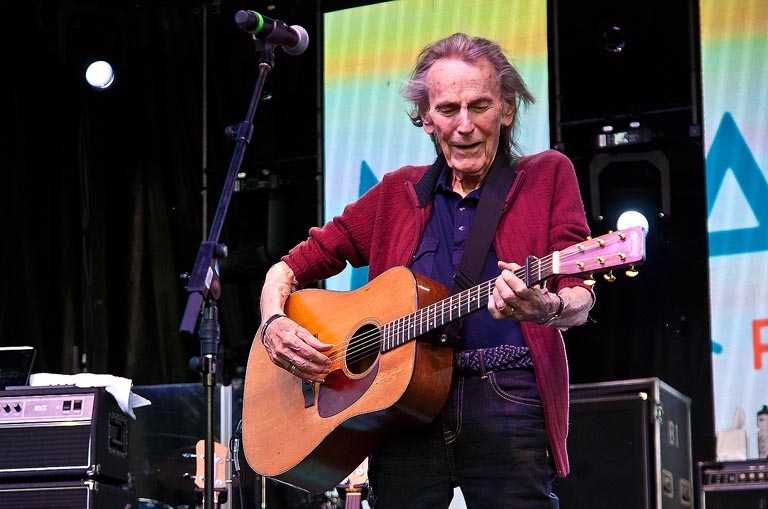 Gordon Lightfoot Singing If You Could Read My Mind