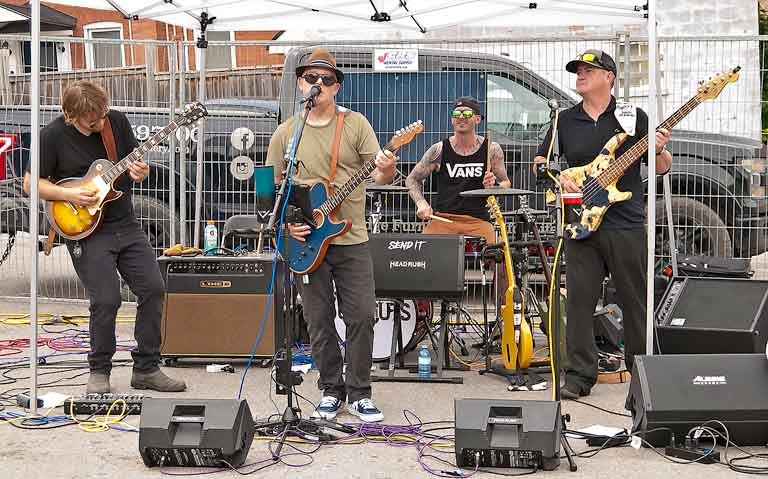 The Offcuts make music at Couchiching Craft Brewing