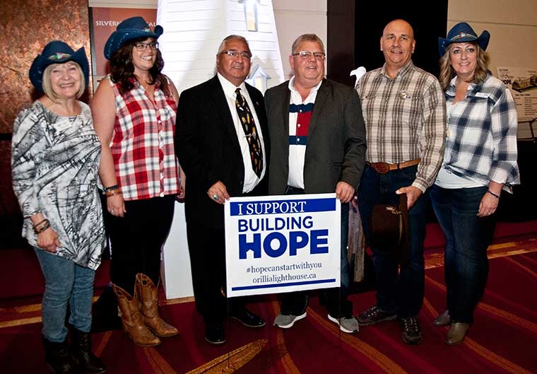 Chippewas of Rama Donated $10,000 - Charlene Taylor, Linda Goodall, Dan Shilling, Ted Snache, Glenn Wagner, Lynn Thomas