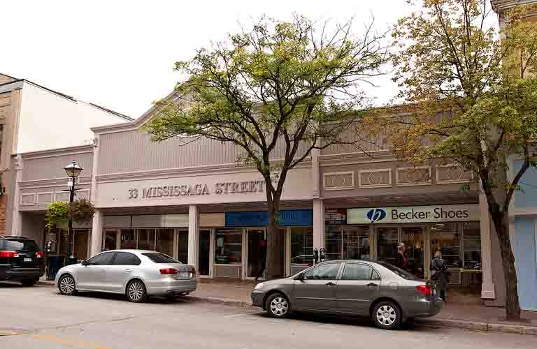 33 Mississaga Street East