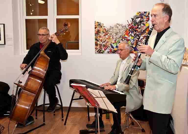 The Will Davis Trio at OMAH's Drawliday event.